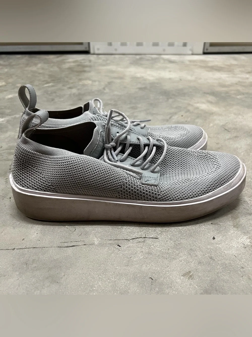 BYLT Knit Lido Shoes Men's Size 9 Gray Lace Up Low Top Classic Casual Sneakers